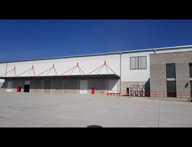 8,330M² WAREHOUSE TO LET IN BELLVILLE SOUTH INDUSTRIA